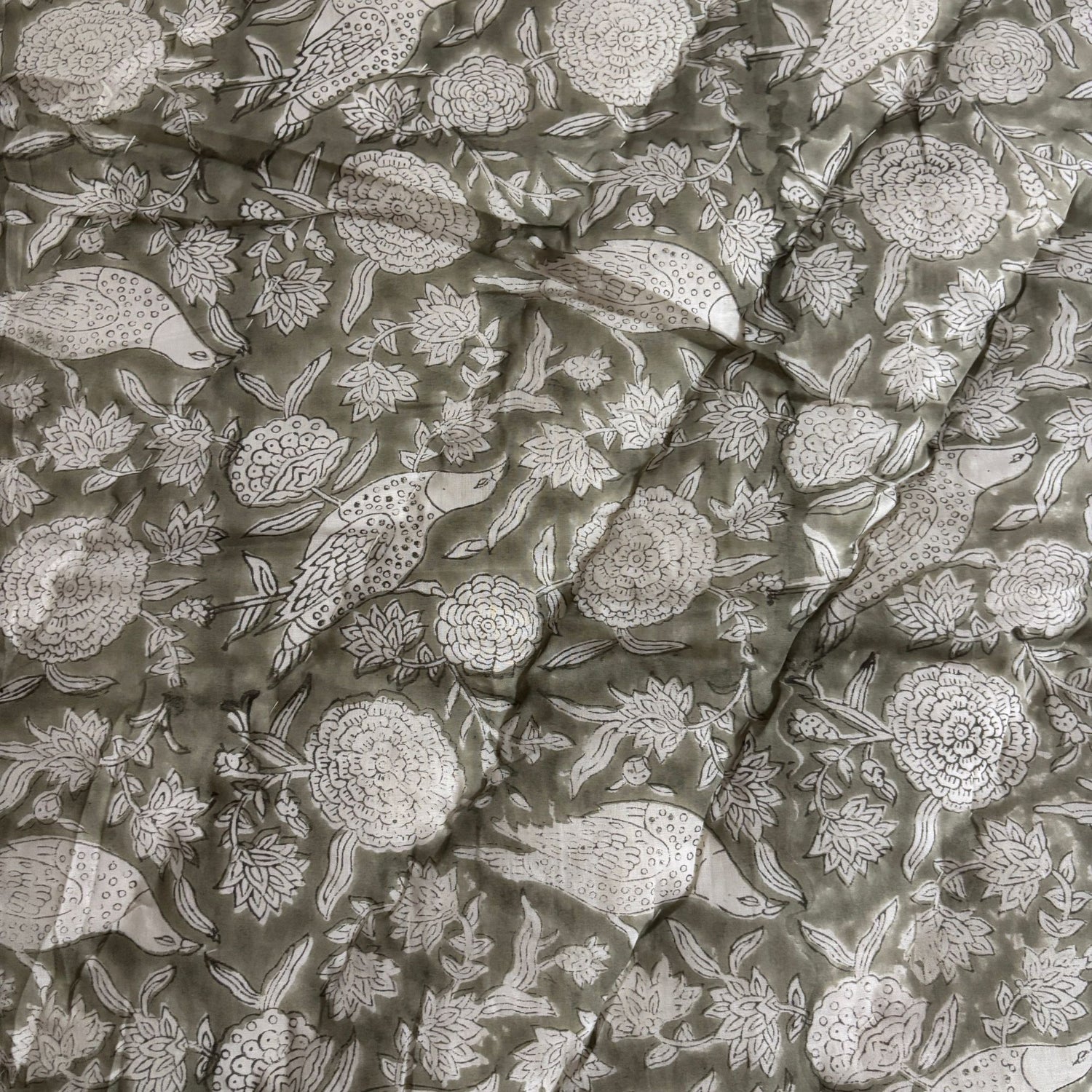 Apala Quilt Set