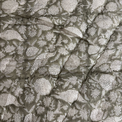 Apala Quilt Set