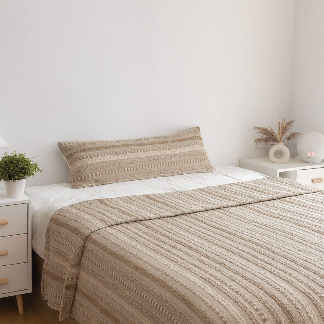 Aaranya Bedspread