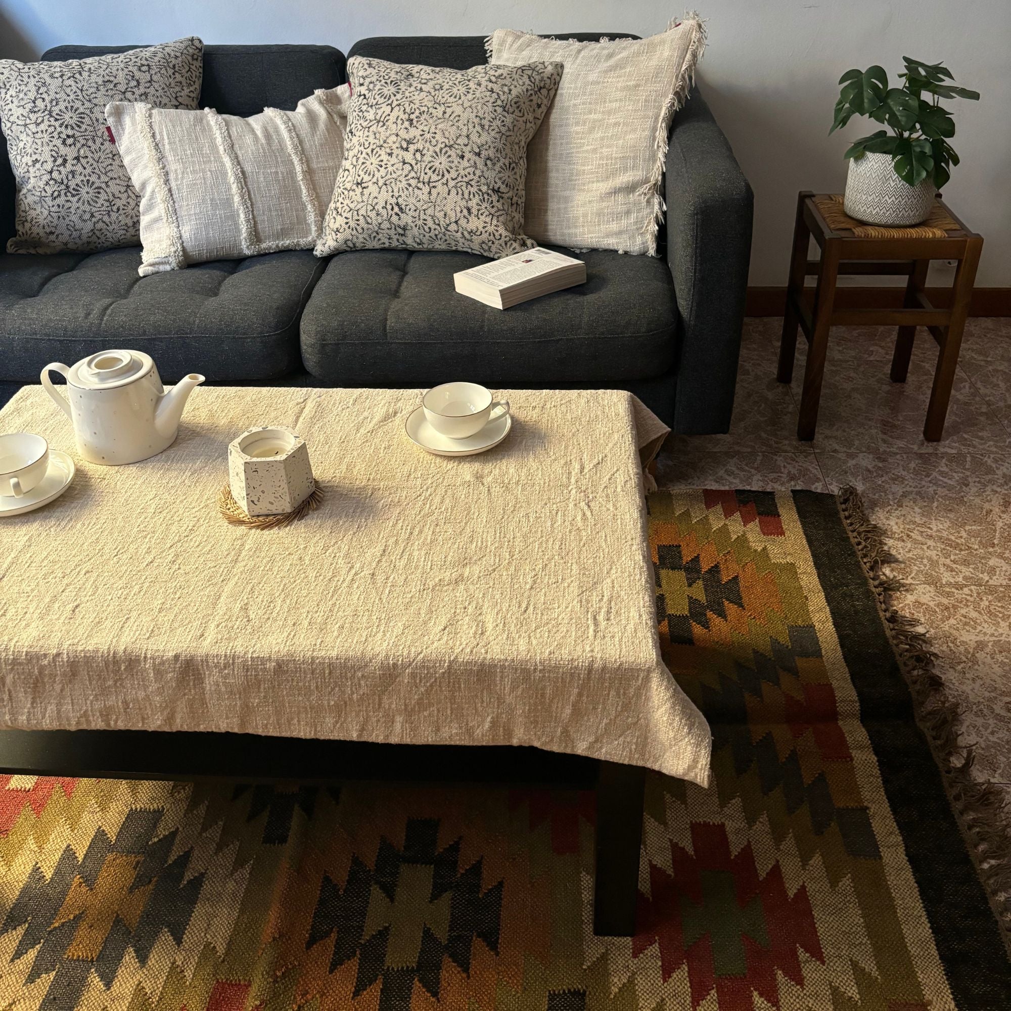 Raashi Jute Kilim Rug - Sarva Casa