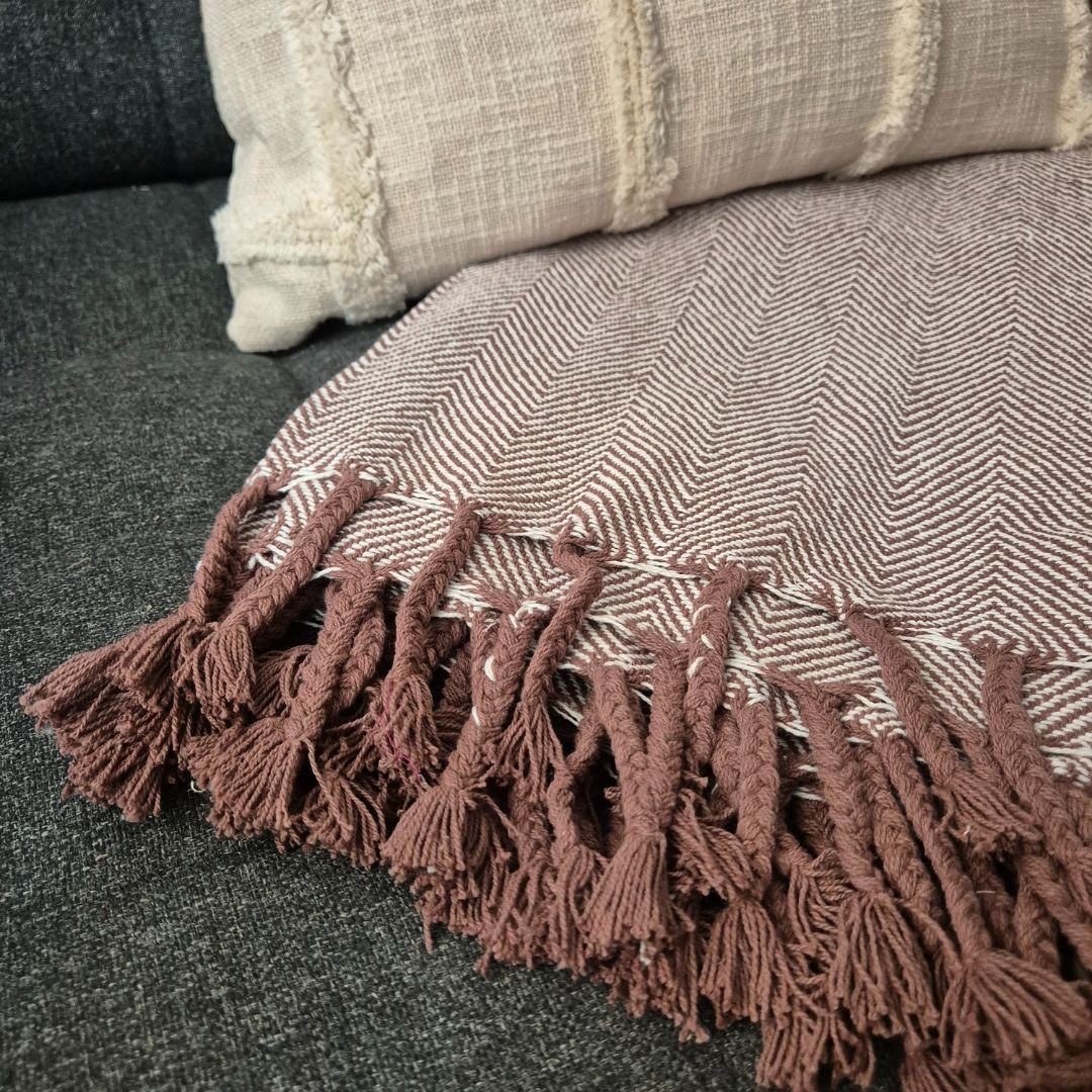 Shita Hand Woven Throw - Sarva Casa